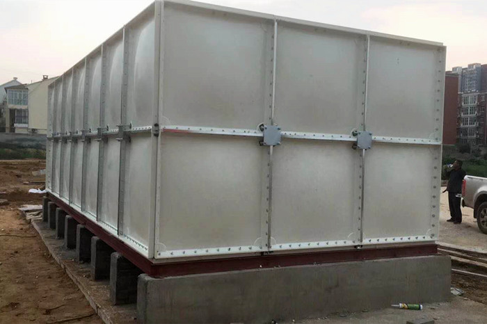 從哪些方面看玻璃鋼水箱的質量