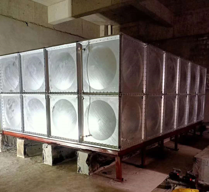 鍍鋅水箱的三個性能優勢