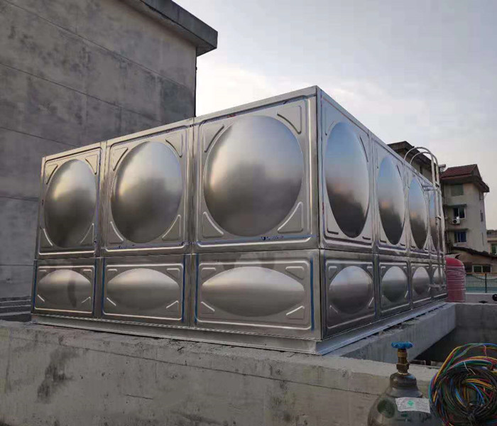 焊接結(jié)構(gòu)的不銹鋼水箱具備哪些優(yōu)勢?