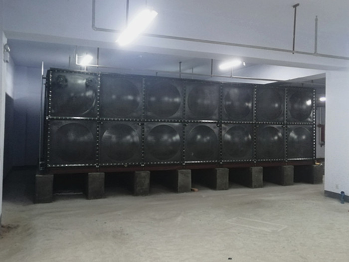 搪瓷鋼板水箱的構造