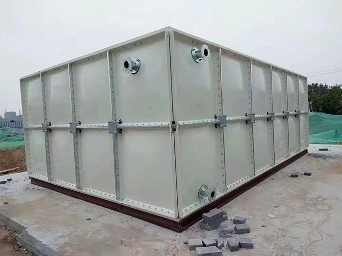 玻璃鋼水箱廠家介紹冬天玻璃鋼水箱是防凍的？