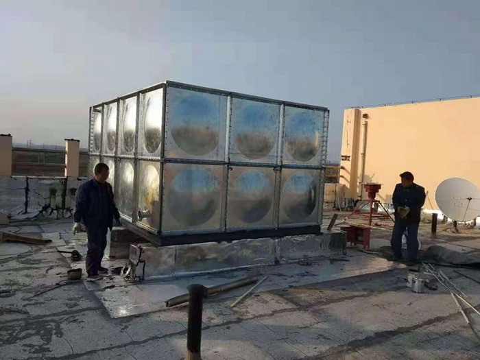 鍍鋅水箱工作結(jié)構(gòu)特性展示