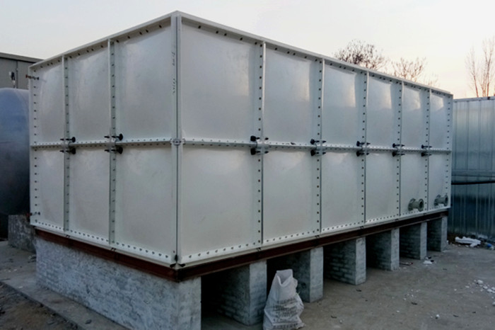 使用玻璃鋼水箱的拼裝設計功能介紹